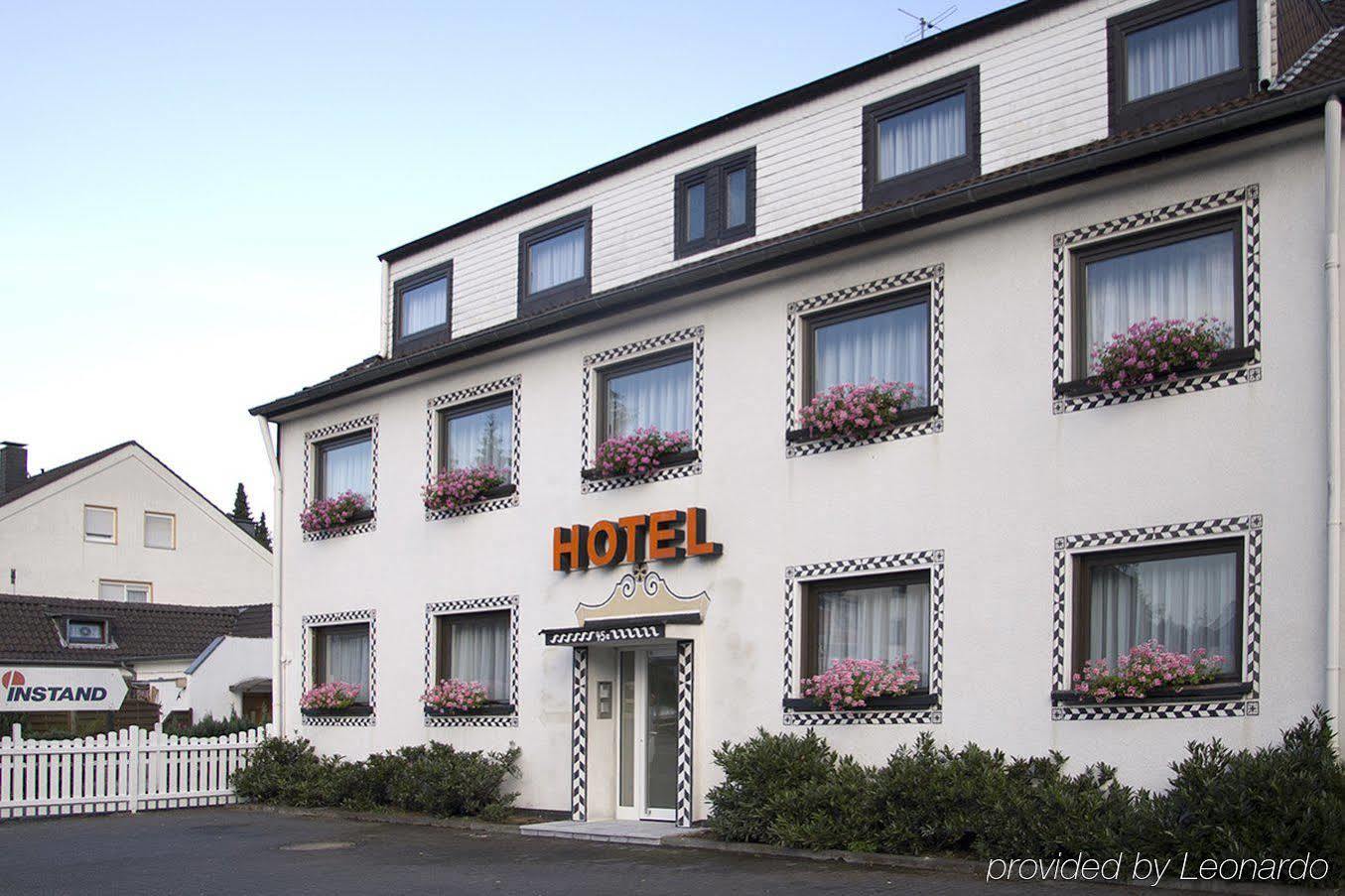 Hotel Koelner Hof Refrath Бергиш-Гладбах Экстерьер фото