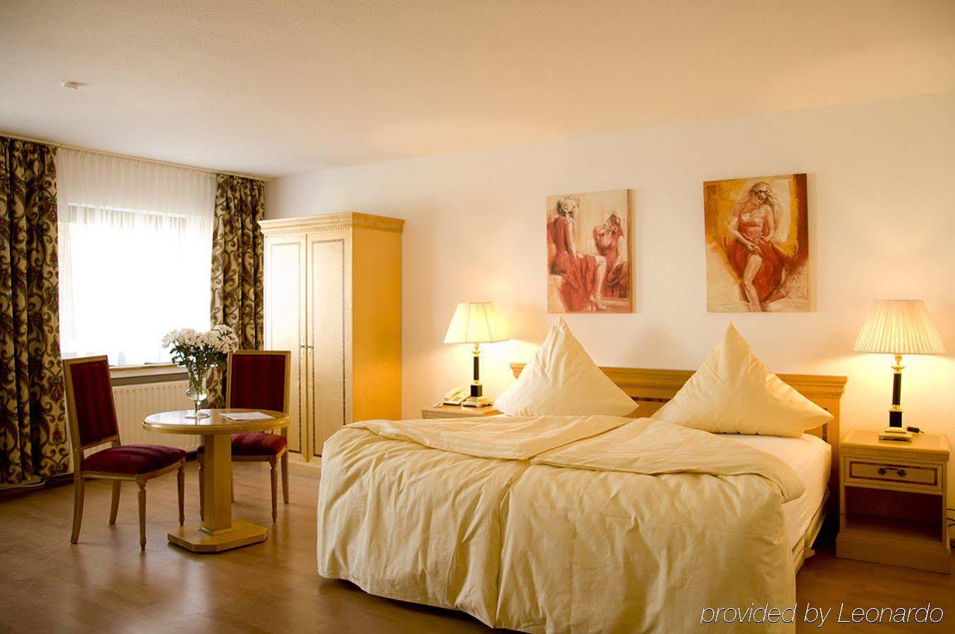 Hotel Koelner Hof Refrath Бергиш-Гладбах Номер фото